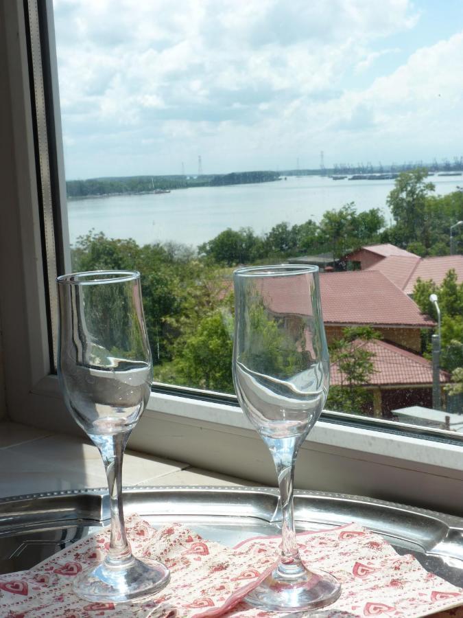 5 Apartshotel Faleza Galati Bagian luar foto