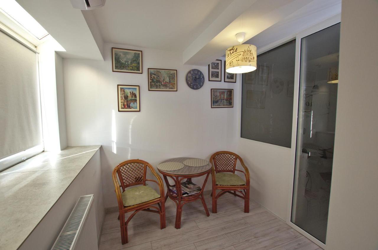 5 Apartshotel Faleza Galati Bagian luar foto