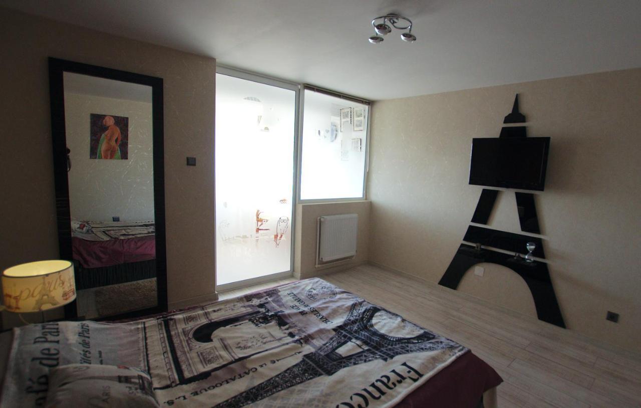 5 Apartshotel Faleza Galati Bagian luar foto