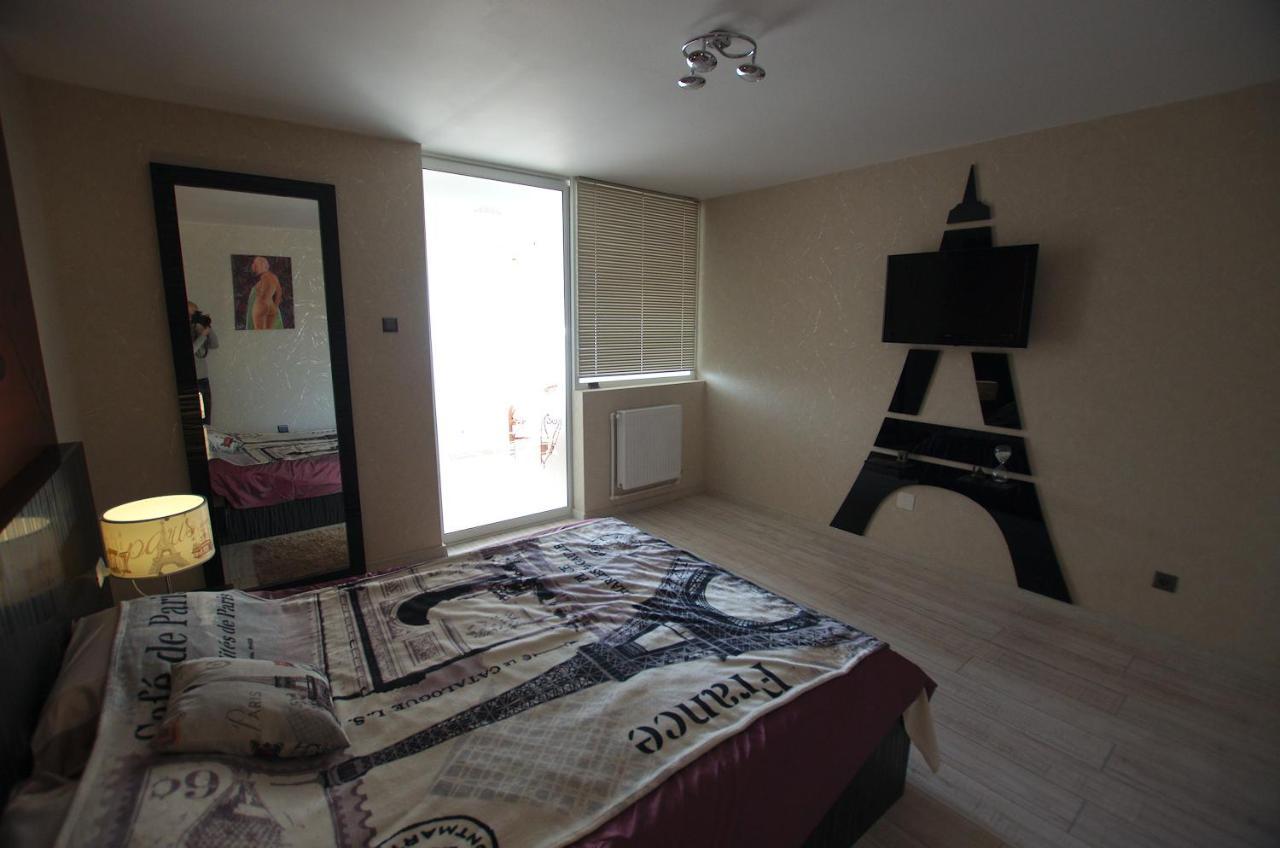 5 Apartshotel Faleza Galati Bagian luar foto