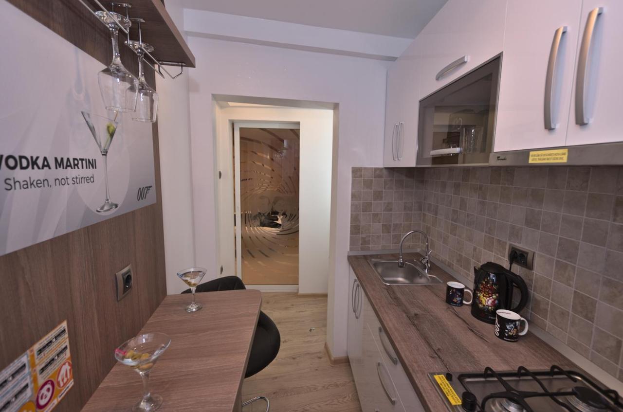 5 Apartshotel Faleza Galati Bagian luar foto