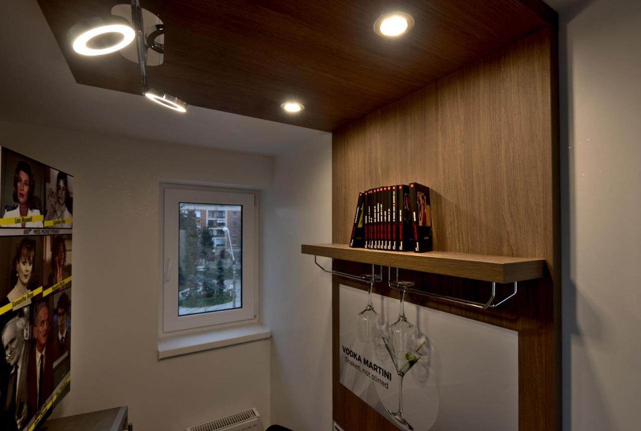 5 Apartshotel Faleza Galati Bagian luar foto
