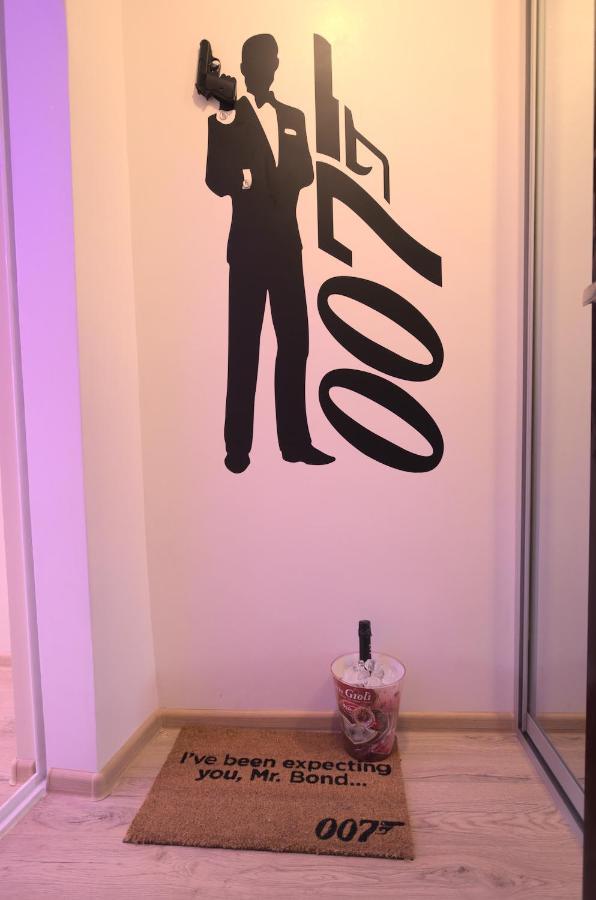 5 Apartshotel Faleza Galati Bagian luar foto